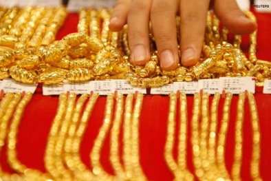 Giá vàng hôm nay: Vàng trong nước tăng vọt 